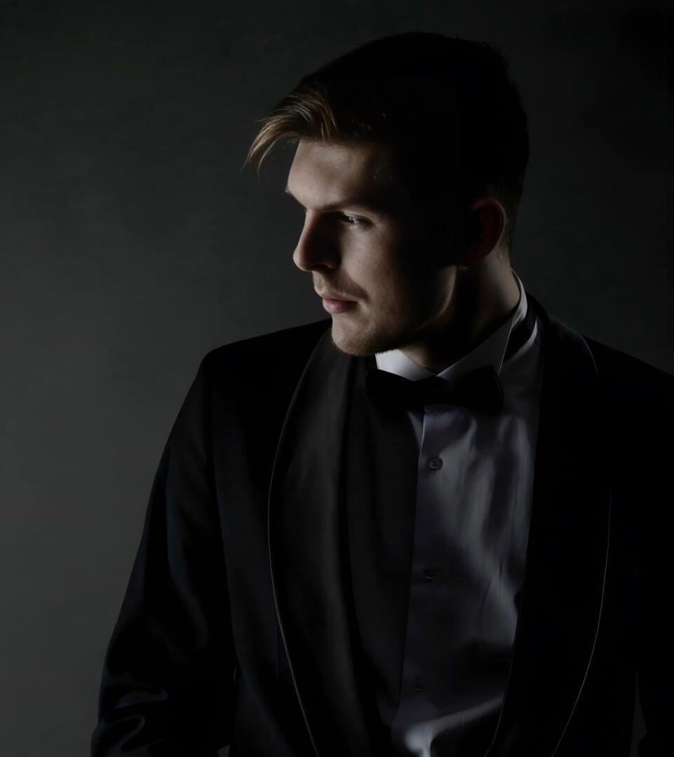 Efim Zavalny (baritone) Efim Zavalny